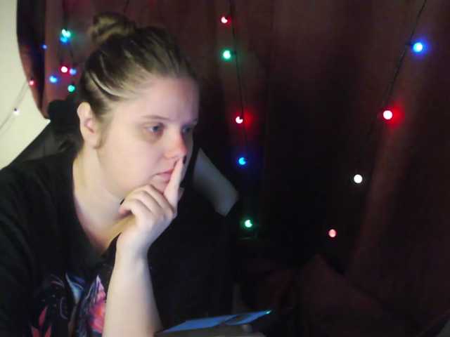 alicepussy live cam on BongaCams