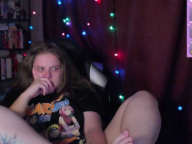 alicepussy live cam on BongaCams