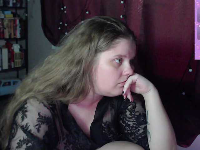 alicepussy live cam on BongaCams