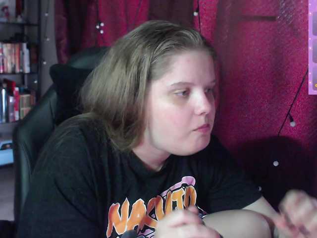 alicepussy live cam on BongaCams