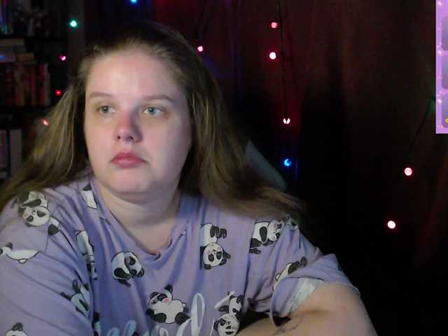 alicepussy live cam on BongaCams
