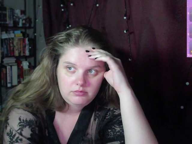 alicepussy live cam on BongaCams