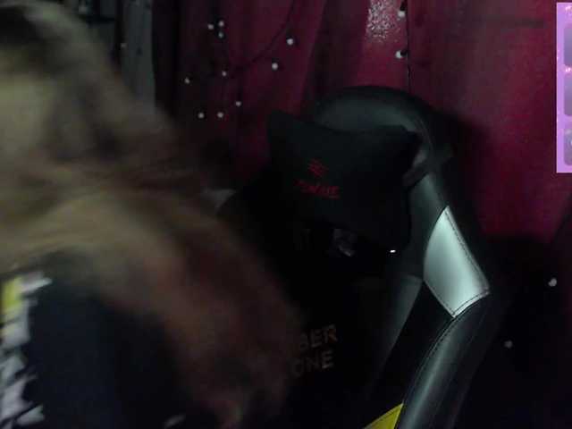 alicepussy live cam on BongaCams