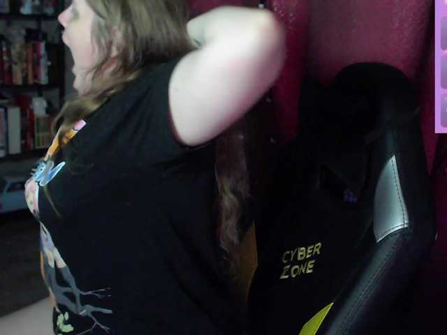 alicepussy live cam on BongaCams