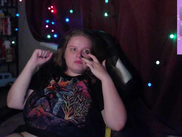 alicepussy live cam on BongaCams