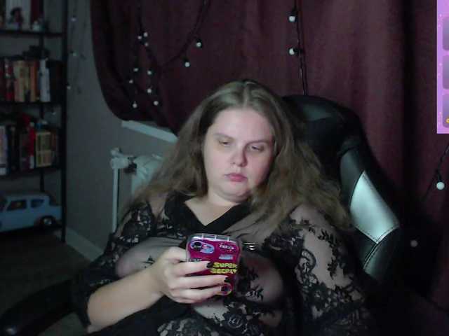 alicepussy live cam on BongaCams