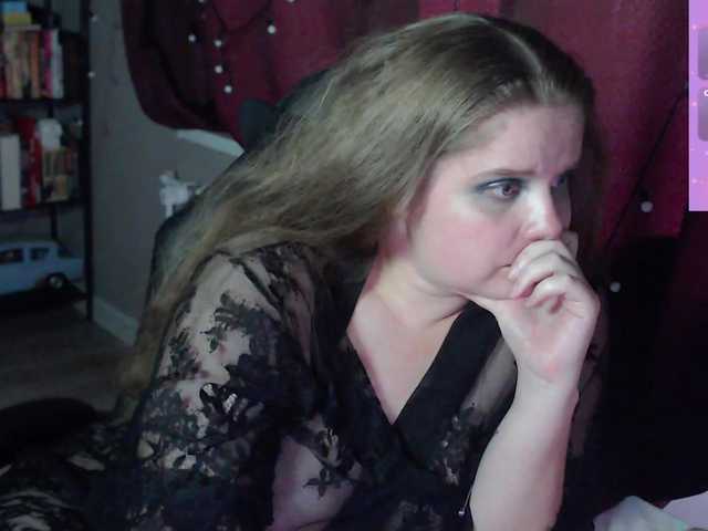 alicepussy live cam on BongaCams
