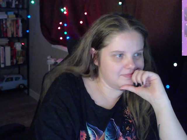 alicepussy live cam on BongaCams