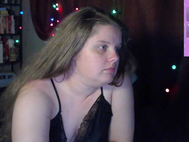 alicepussy live cam on BongaCams