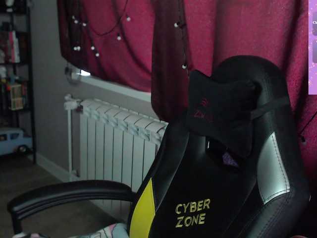 alicepussy live cam on BongaCams