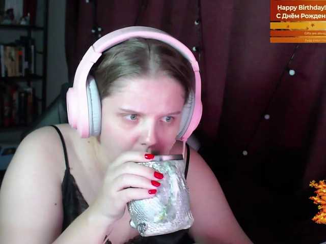 alicepussy live cam on BongaCams