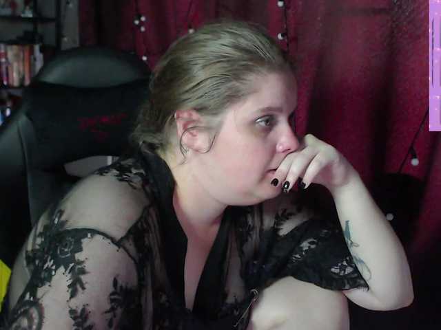 alicepussy live cam on BongaCams