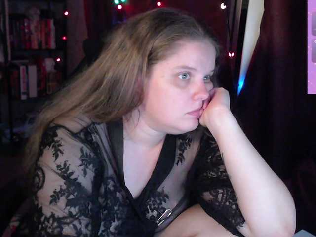 alicepussy live cam on BongaCams