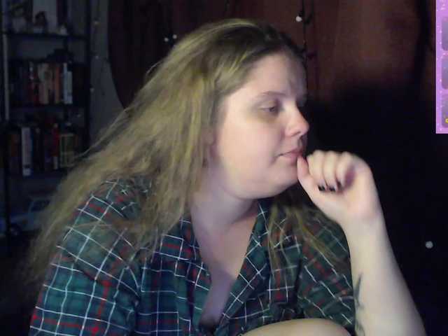 alicepussy live cam on BongaCams