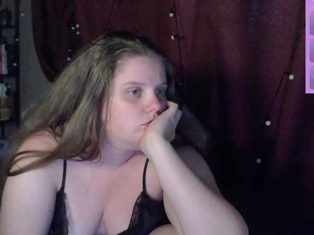 alicepussy live cam on BongaCams