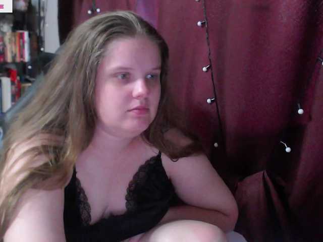 alicepussy live cam on BongaCams