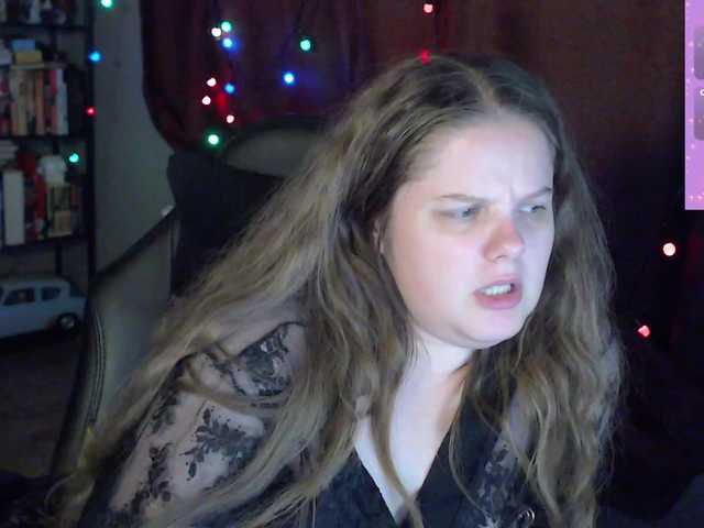 alicepussy live cam on BongaCams