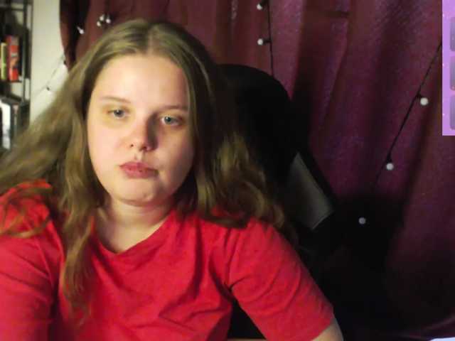 alicepussy live cam on BongaCams