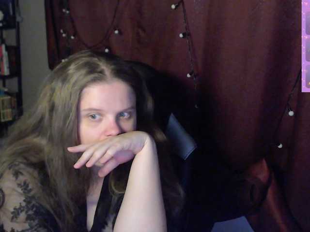 alicepussy live cam on BongaCams