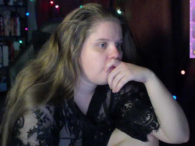 alicepussy live cam on BongaCams