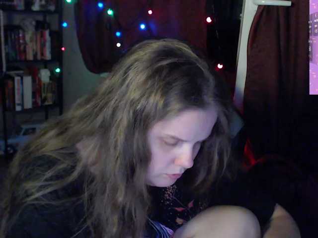 alicepussy live cam on BongaCams