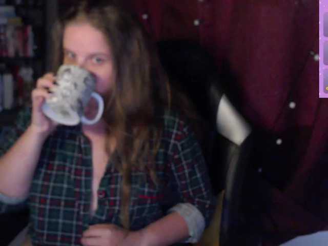 alicepussy live cam on BongaCams