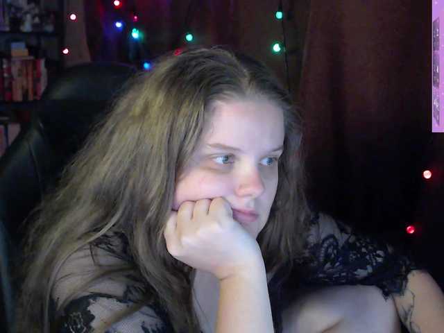 alicepussy live cam on BongaCams