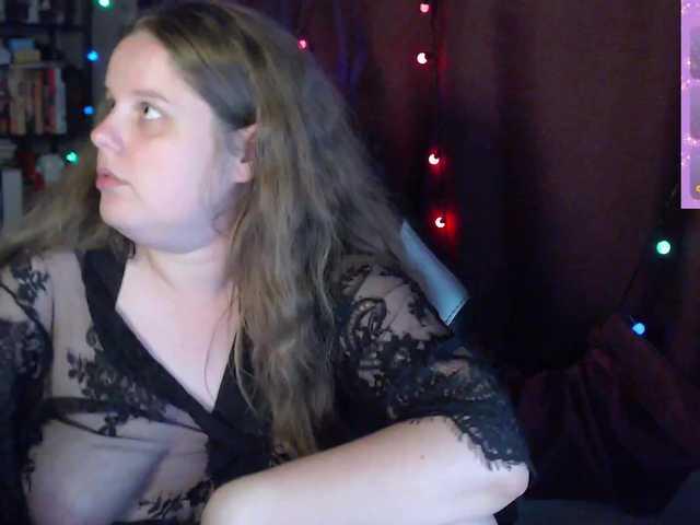 alicepussy live cam on BongaCams