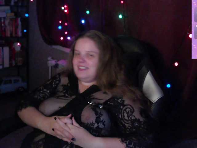 alicepussy live cam on BongaCams