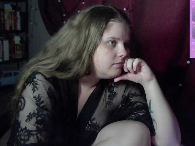 alicepussy live cam on BongaCams