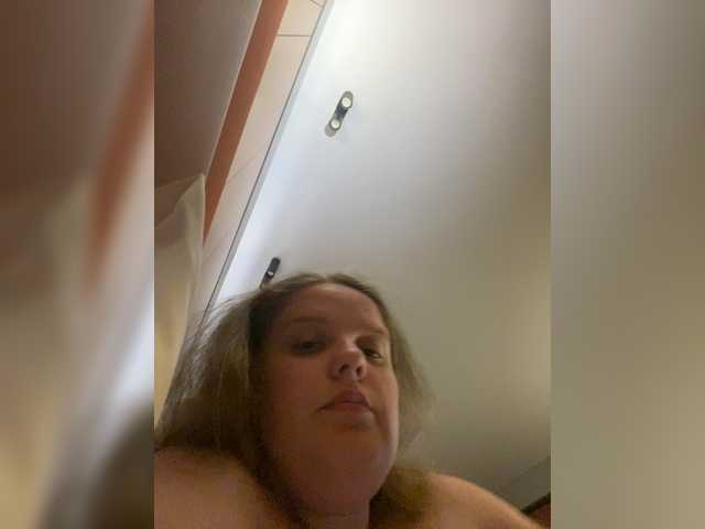 alicepussy live cam on BongaCams