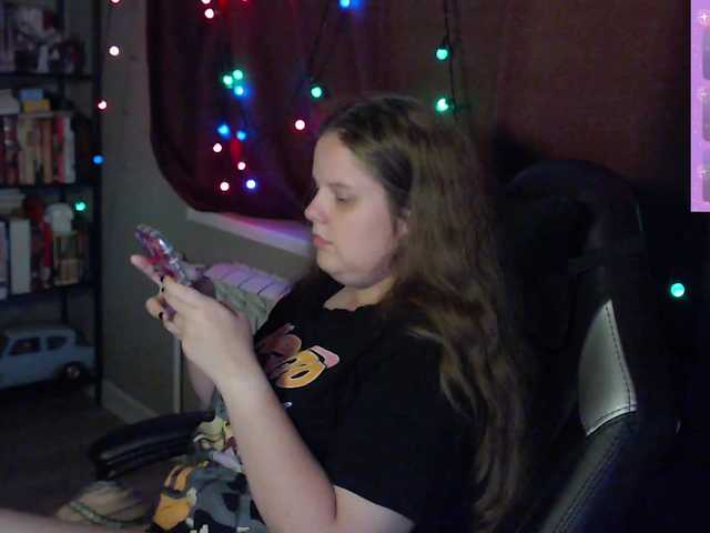 alicepussy live cam on BongaCams