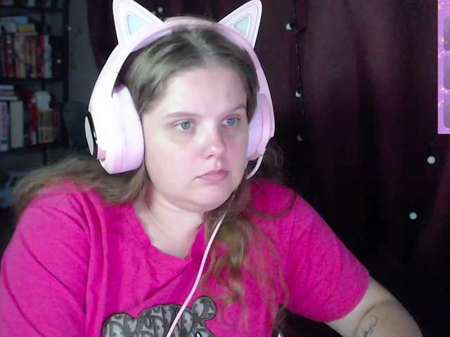 alicepussy live webcam show