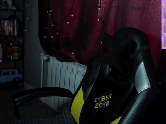 alicepussy live cam on BongaCams