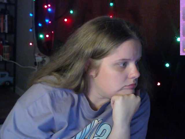 alicepussy live cam on BongaCams