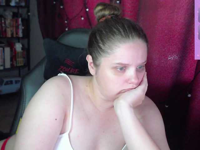 alicepussy live cam on BongaCams