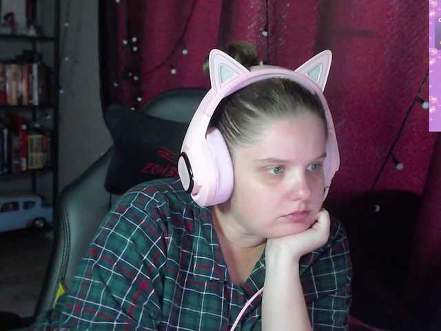alicepussy live cam on BongaCams