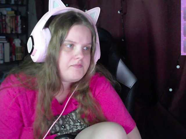 alicepussy live cam on BongaCams