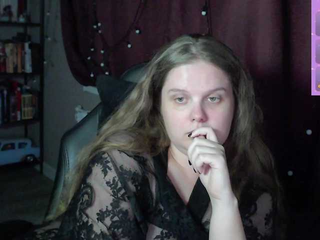alicepussy live cam on BongaCams