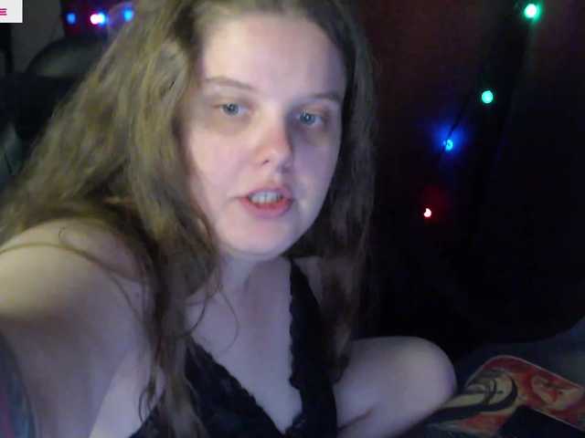 alicepussy live cam on BongaCams