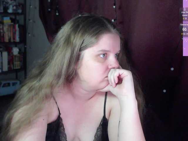 alicepussy live cam on BongaCams