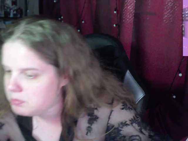 alicepussy cam belle