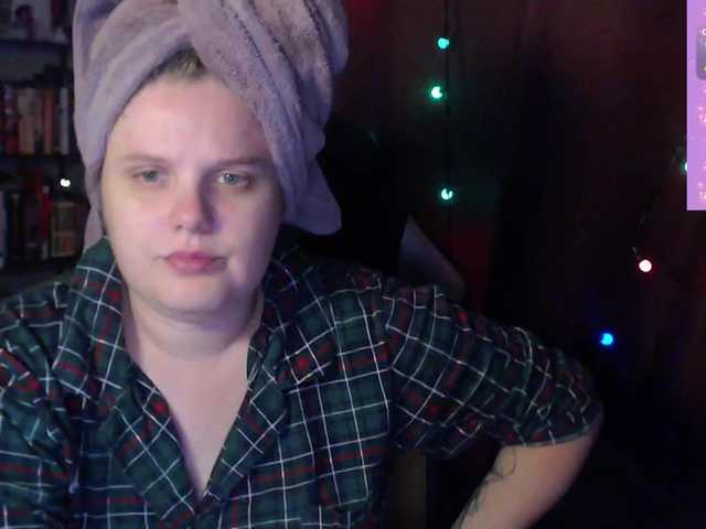 alicepussy live cam on BongaCams