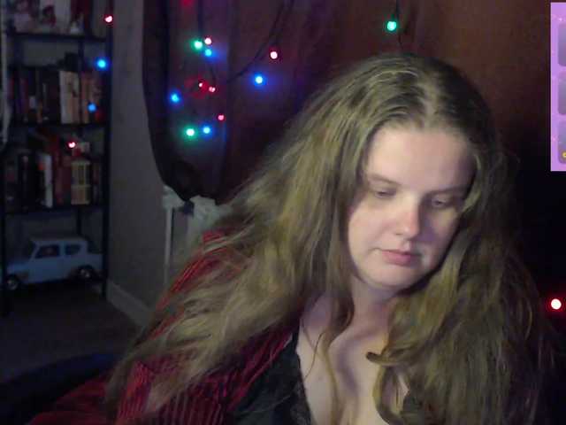 alicepussy live cam on BongaCams