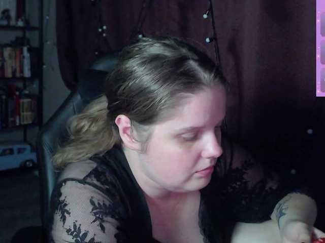 alicepussy live cam on BongaCams