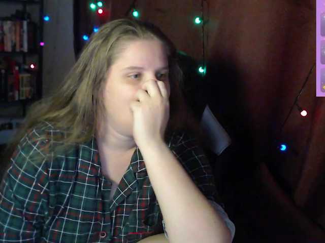 alicepussy live cam on BongaCams