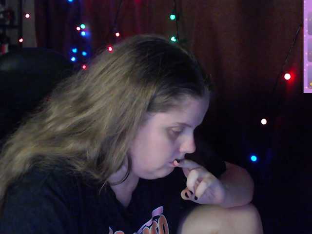 alicepussy live cam on BongaCams