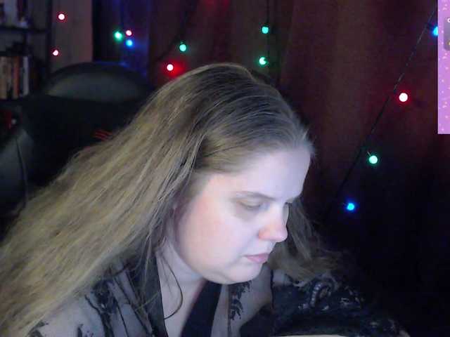 alicepussy live cam on BongaCams