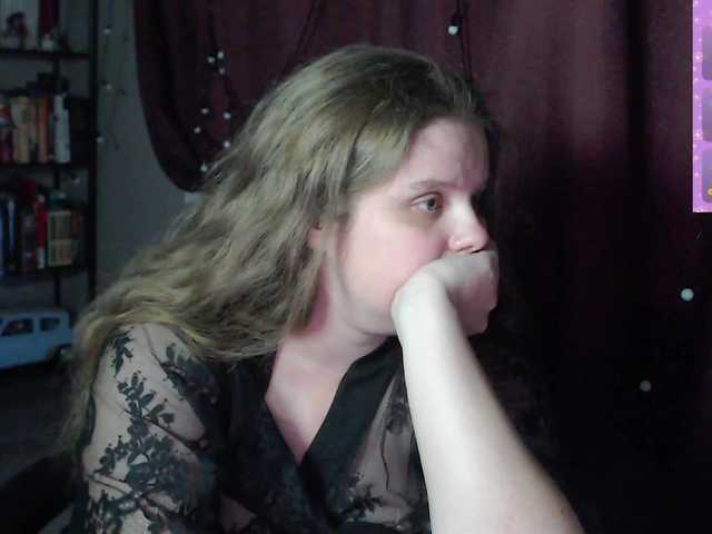 alicepussy live cam on BongaCams