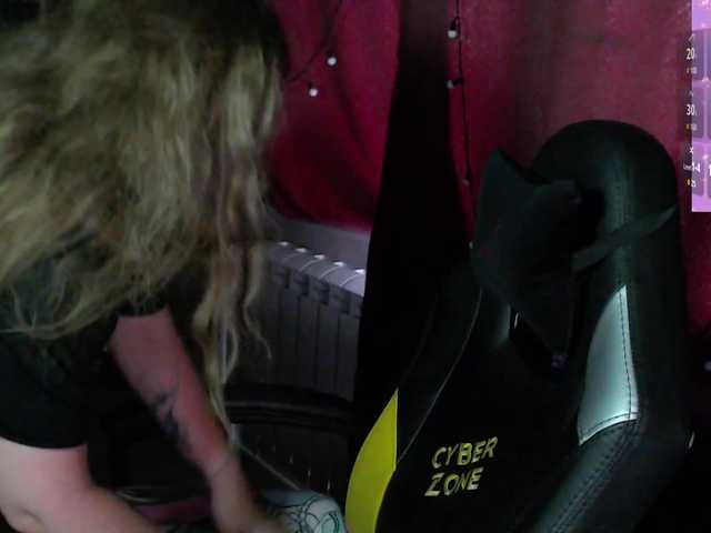 alicepussy live cam on BongaCams